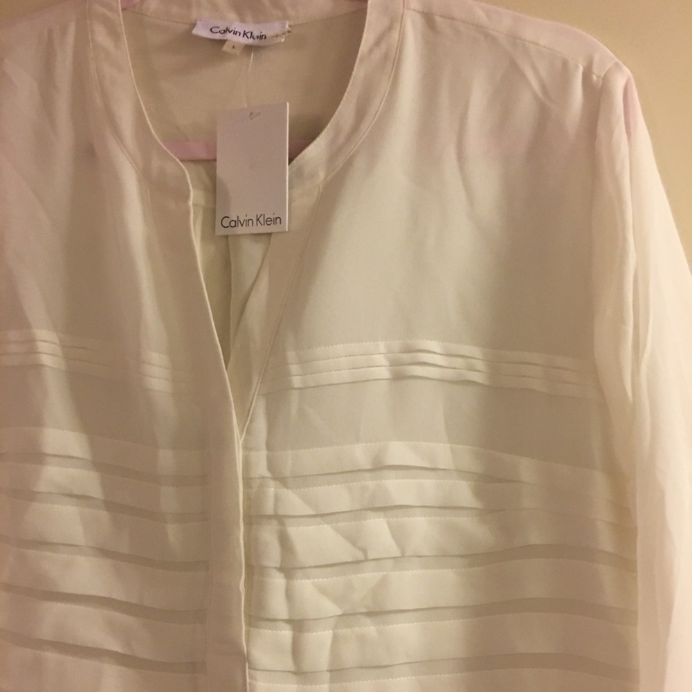 pullover blouse NWT - Picture 2 of 3
